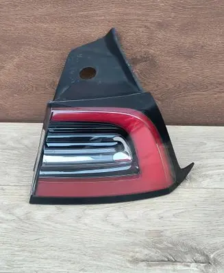 Tesla Model Y Rear/tail lights 150208700D