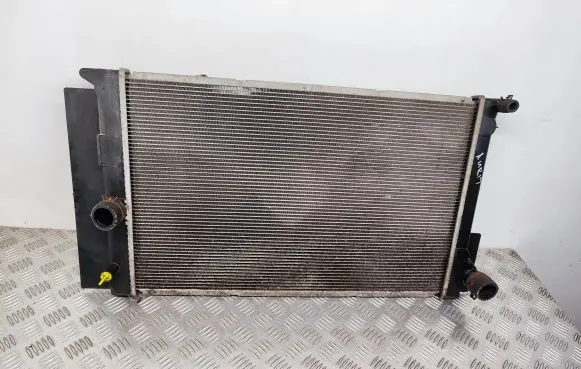 Toyota Auris 150 Coolant radiator