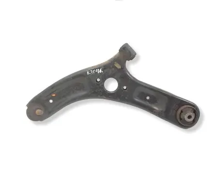 Hyundai i20 (PB PBT) Front lower control arm/wishbone 545001J700