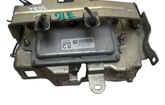 Nissan Juke I F15 Engine control unit/module MEC940040
