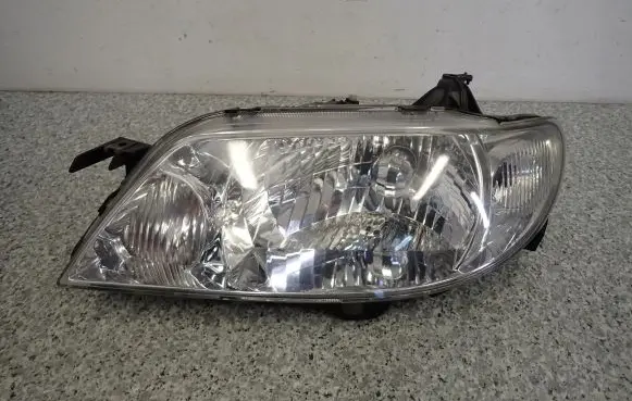 Mazda 323 Headlight/headlamp