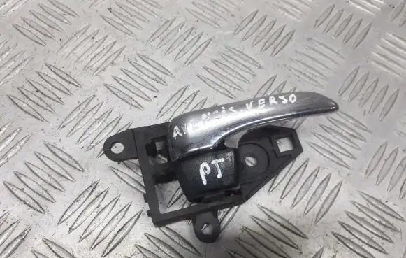 Toyota Avensis Verso Rear door handle trim 