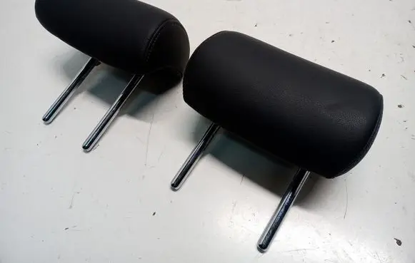 Hyundai Tucson TL Rear seat headrest 
