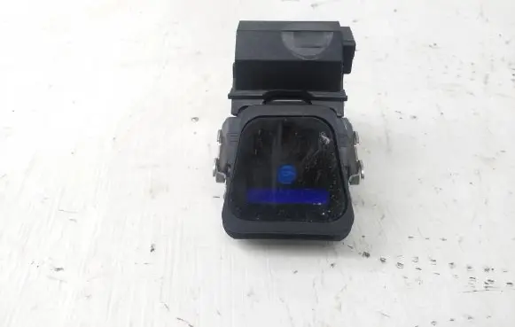 Windshield/windscreen camera