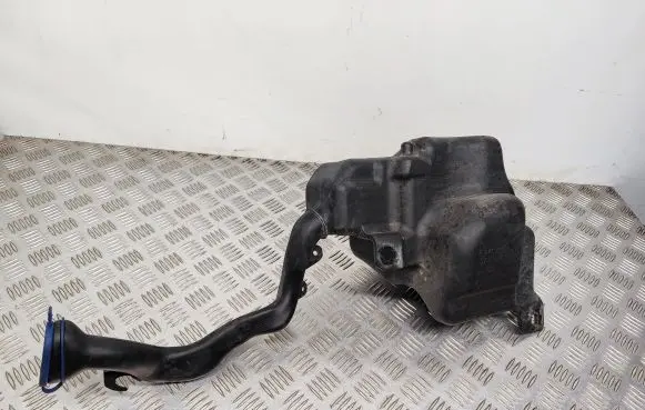 Mercedes-Benz B W246 W242 Windshield washer fluid reservoir/tank A2468690220