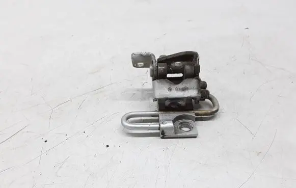 Volkswagen Golf Plus Rear door lower hinge 1K4833411K