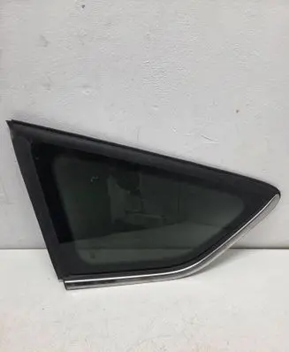 Ford Kuga II Rear side window CV44S29751
