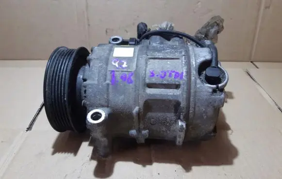 Audi Q7 4L Air conditioning (A/C) compressor (pump)
