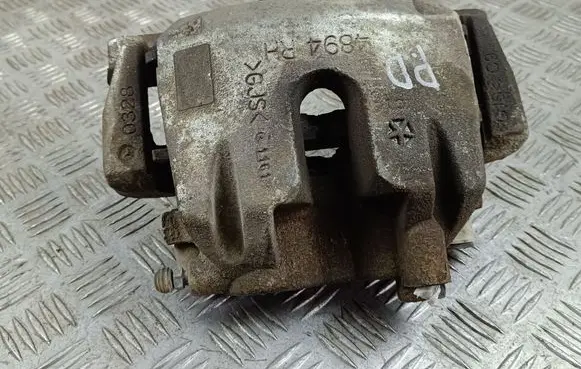 Jeep Grand Cherokee Front brake caliper