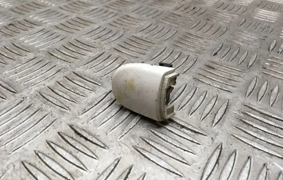 Volkswagen Tiguan Rear door handle cover 5N0839167B