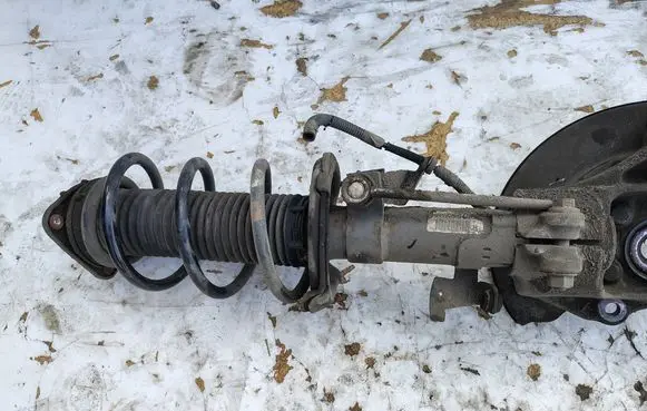 Volvo V40 Front shock absorber with coil spring 