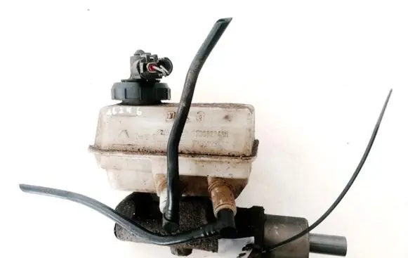 Renault Laguna I Master brake cylinder 7700823486 7700823487