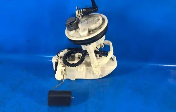 Honda Civic Fuel filter 31110B2501