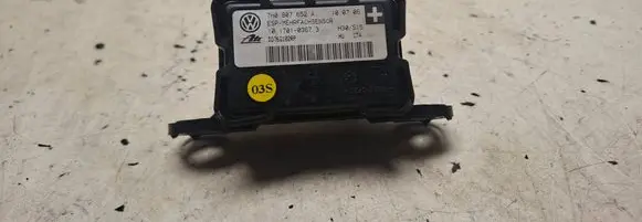 Volkswagen Transporter - Caravelle T5 ESP acceleration yaw rate sensor 10170103673 DD76G102RP 7H0907652A