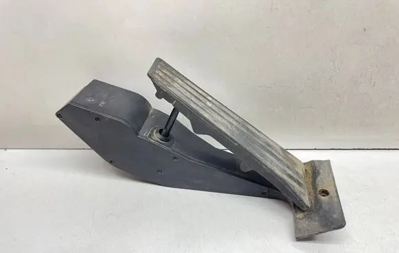 BMW 3 E90 E91 Accelerator throttle pedal 6772645 35426772645