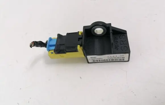 Honda CR-V Airbag deployment crash/impact sensor 77970T2AA010M4
