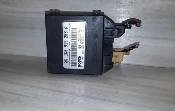 Volkswagen Golf V Parking PDC control unit/module 1K0919283A