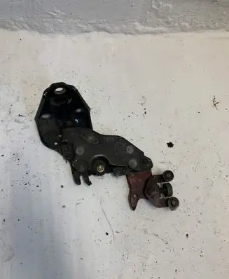 Toyota Previa (XR30, XR40) II Sliding door lower roller guide/hinge 