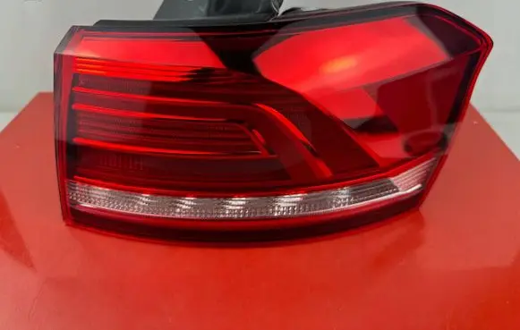 Volkswagen PASSAT B8 Rear/tail lights 3G9945096D