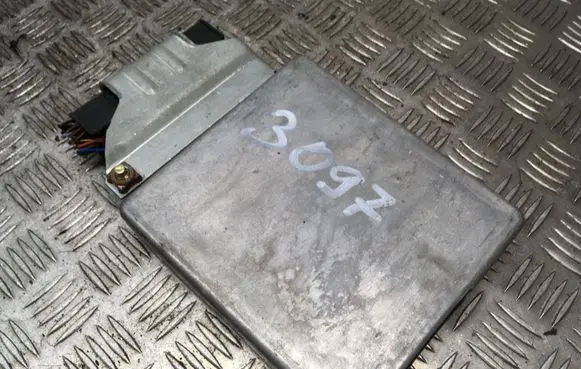 Ford Focus Engine control unit/module 98AB12A532AF S044Z 3903856