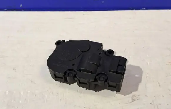 Volvo XC90 A/C air flow flap actuator/motor 412650920