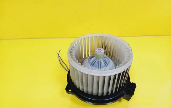 Daihatsu Cuore Heater fan/blower 272700-0200