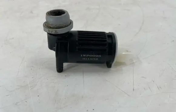 Renault Megane E-Tech Windscreen/windshield washer pump 311302