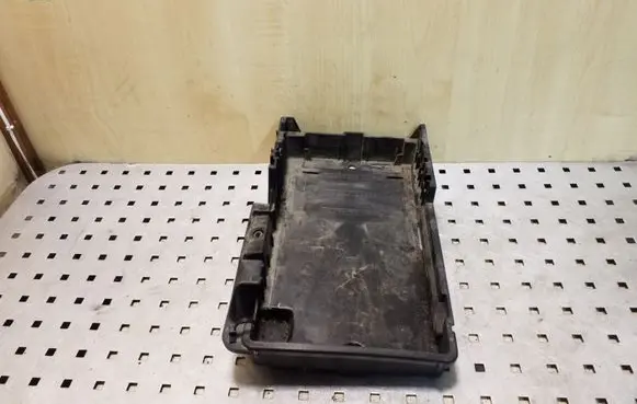 Opel Meriva B Battery tray 13312808