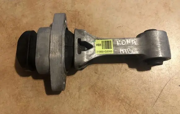 Hyundai Kona I Engine mount bracket 21950G2000