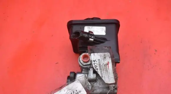 BMW 7 E65 E66 Power steering pump 61289