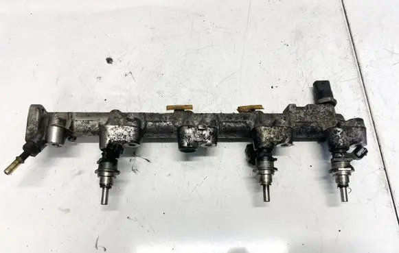 Fuel main line pipe