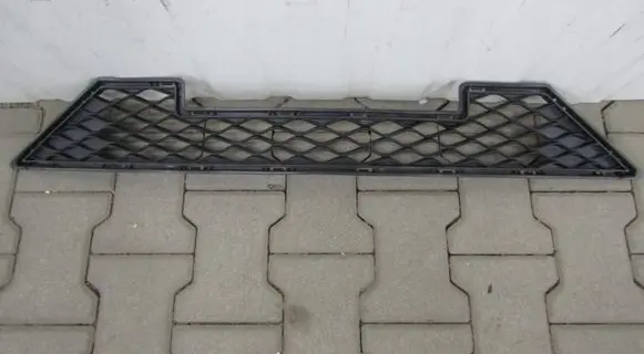 Front bumper lower grill