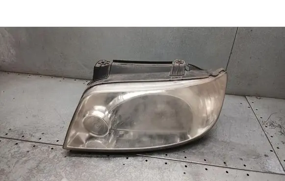 Hyundai Matrix Front reflector 