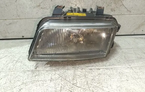 Audi A4 S4 B5 8D Headlight/headlamp 8D0941003E