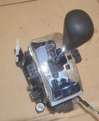 Toyota Corolla E120 E130 Gear selector 