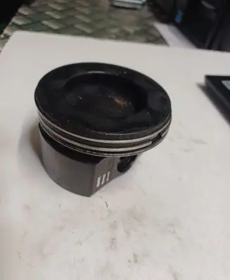 Volkswagen Golf VIII Piston DTR