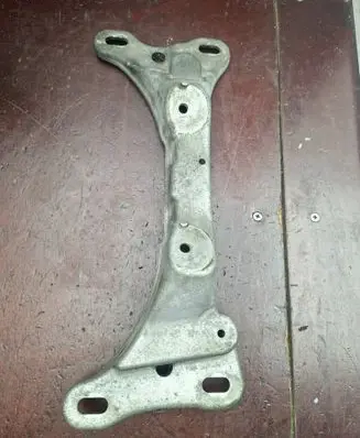 BMW 3 E46 Gearbox mounting bracket 6757102