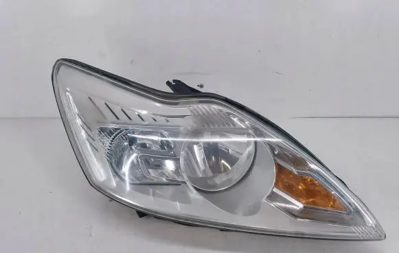 Ford Focus Headlight/headlamp 8M51-13100-AC