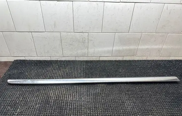 Front door trim (molding)