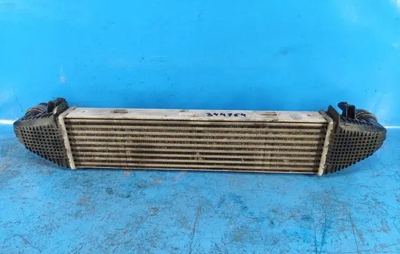 Mercedes-Benz C W204 Intercooler radiator A2045000100
