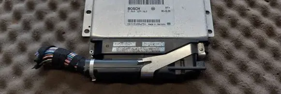 Audi A4 S4 B5 8D ESP (stability system) control unit 8D0907389D 0265109463