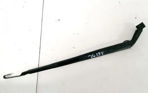 Toyota Verso Front wiper blade arm 3451926