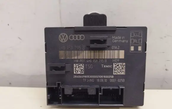 Volkswagen Touareg II Door control unit/module 4H0959795B