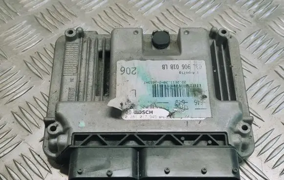 Audi A6 C7 Engine control unit/module 03L906018LB