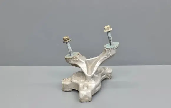 Honda CR-V Steering rack mounting bracket 