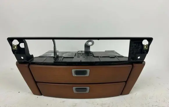 BMW 7 E65 E66 Dashboard storage box/compartment 7032886