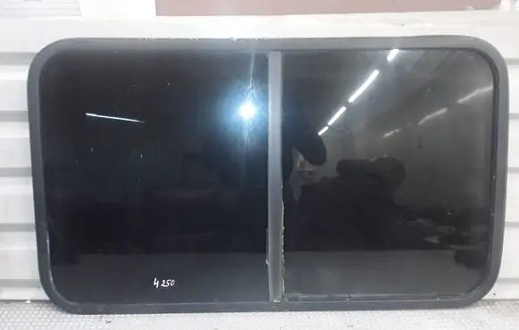 Citroen Jumper Side middle window/glass 