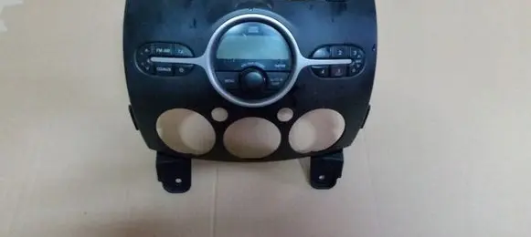 Mazda 2 Radio/CD/DVD/GPS head unit 1479762