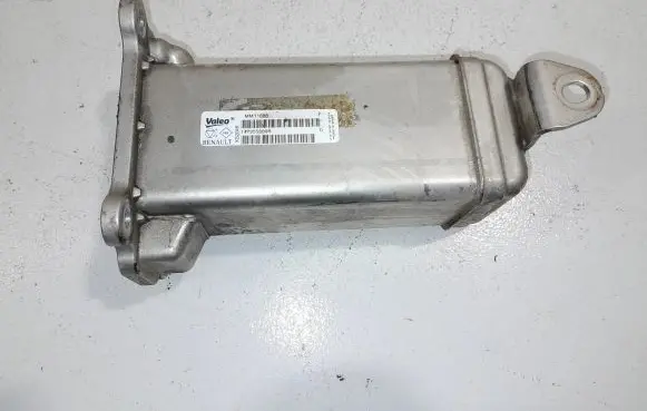 Renault Master III EGR valve cooler 147355889R