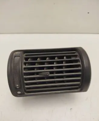Audi A4 S4 B5 8D Dash center air vent grill 8D1820902